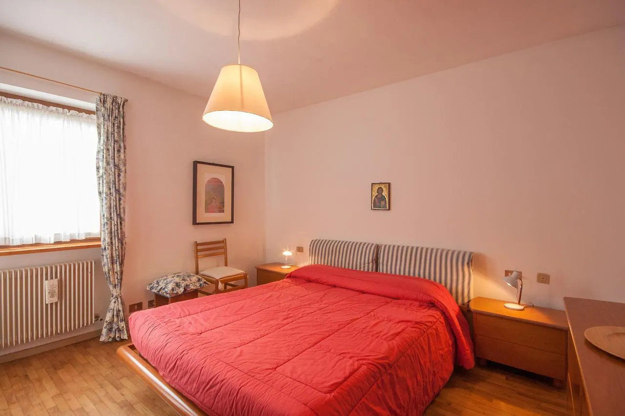 Apartment Ferienwohnung An der Sonne Falcade