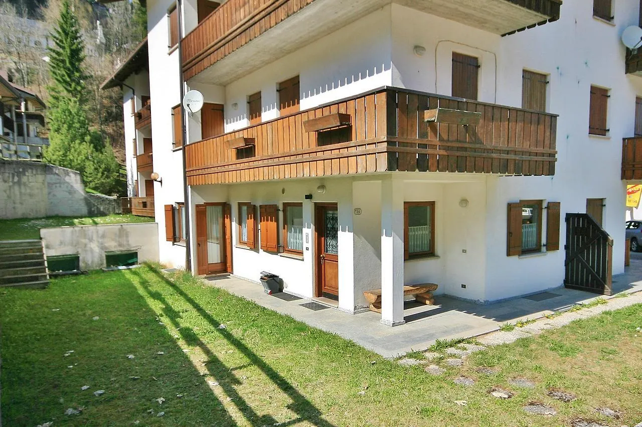 Apartment Ferienwohnung An der Sonne Falcade